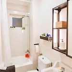 C12a02 Playa Moderno, By R2r Consulting